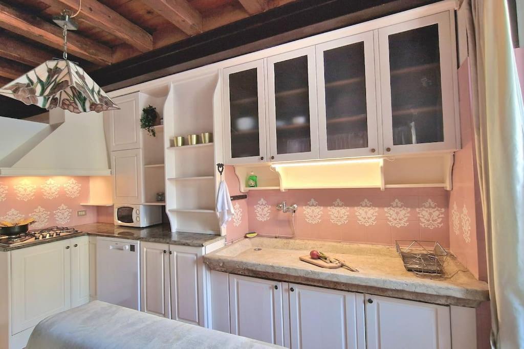 Ca' Dinora Apartment