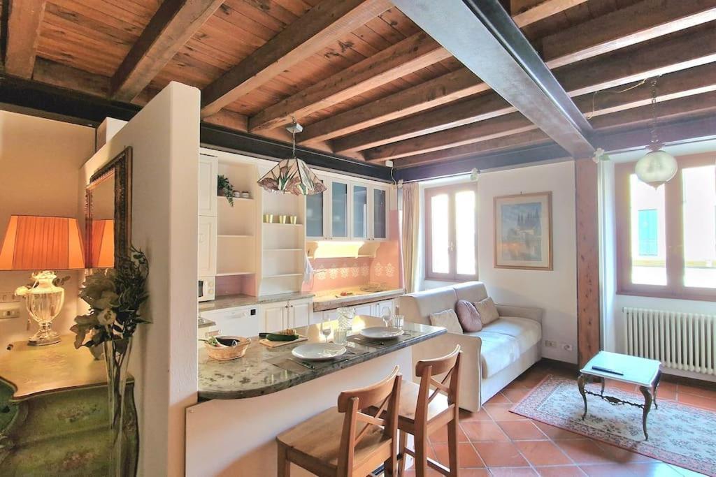 Ca' Dinora Apartment *