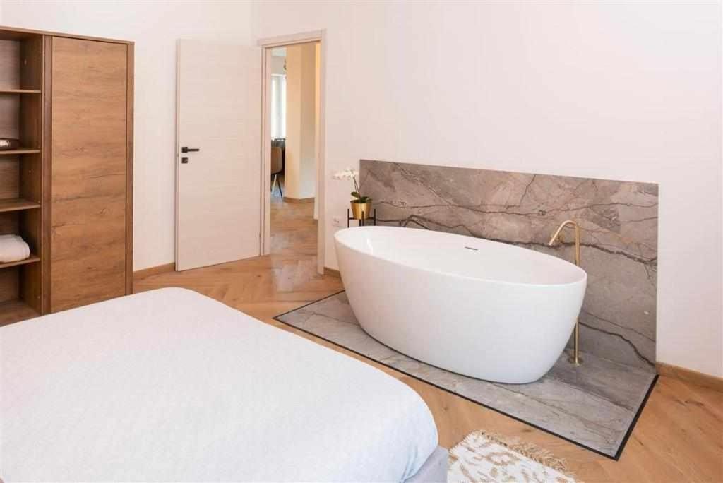 Destiny 5 Apartment Bardolino