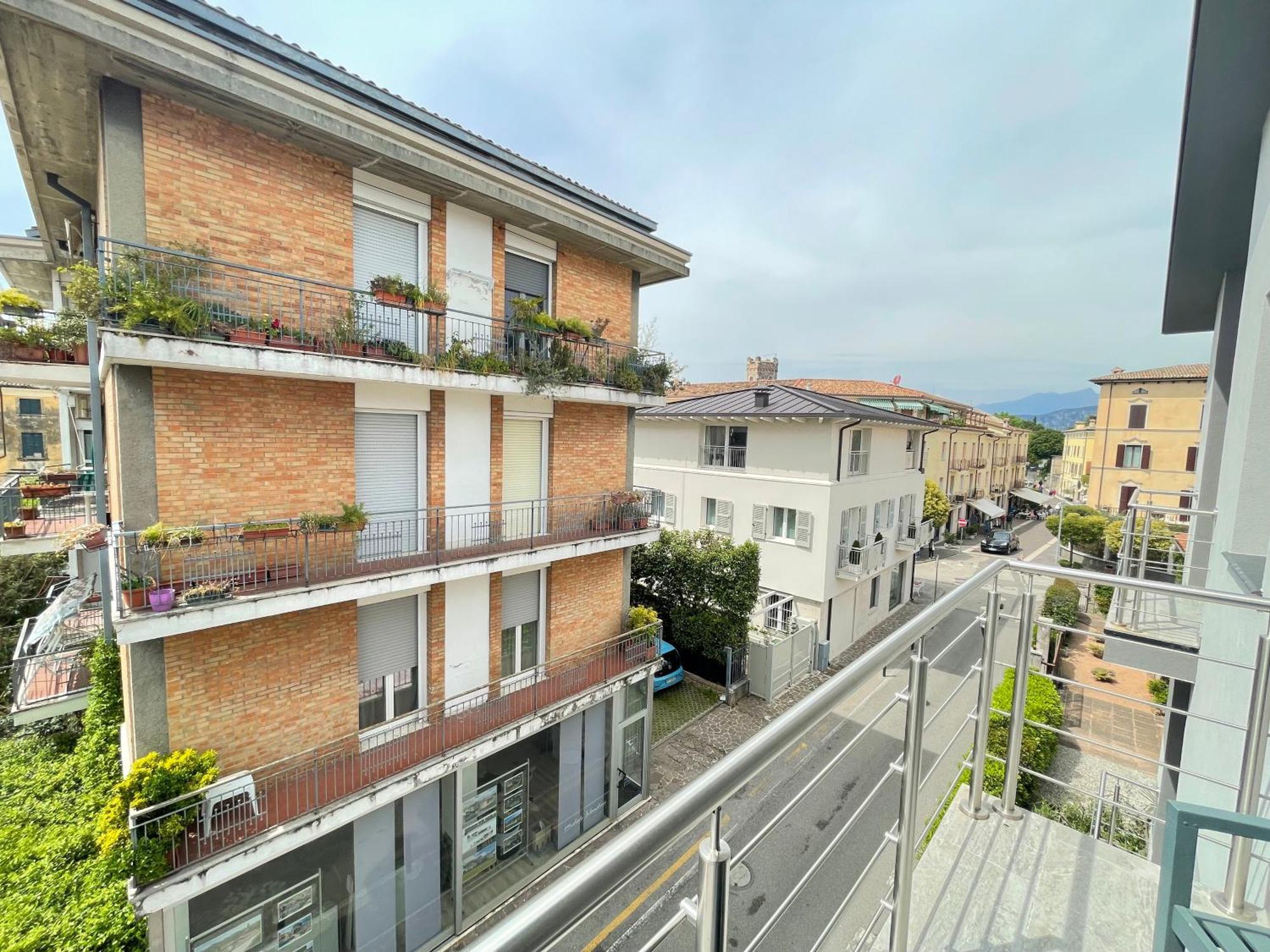 Apartment Center