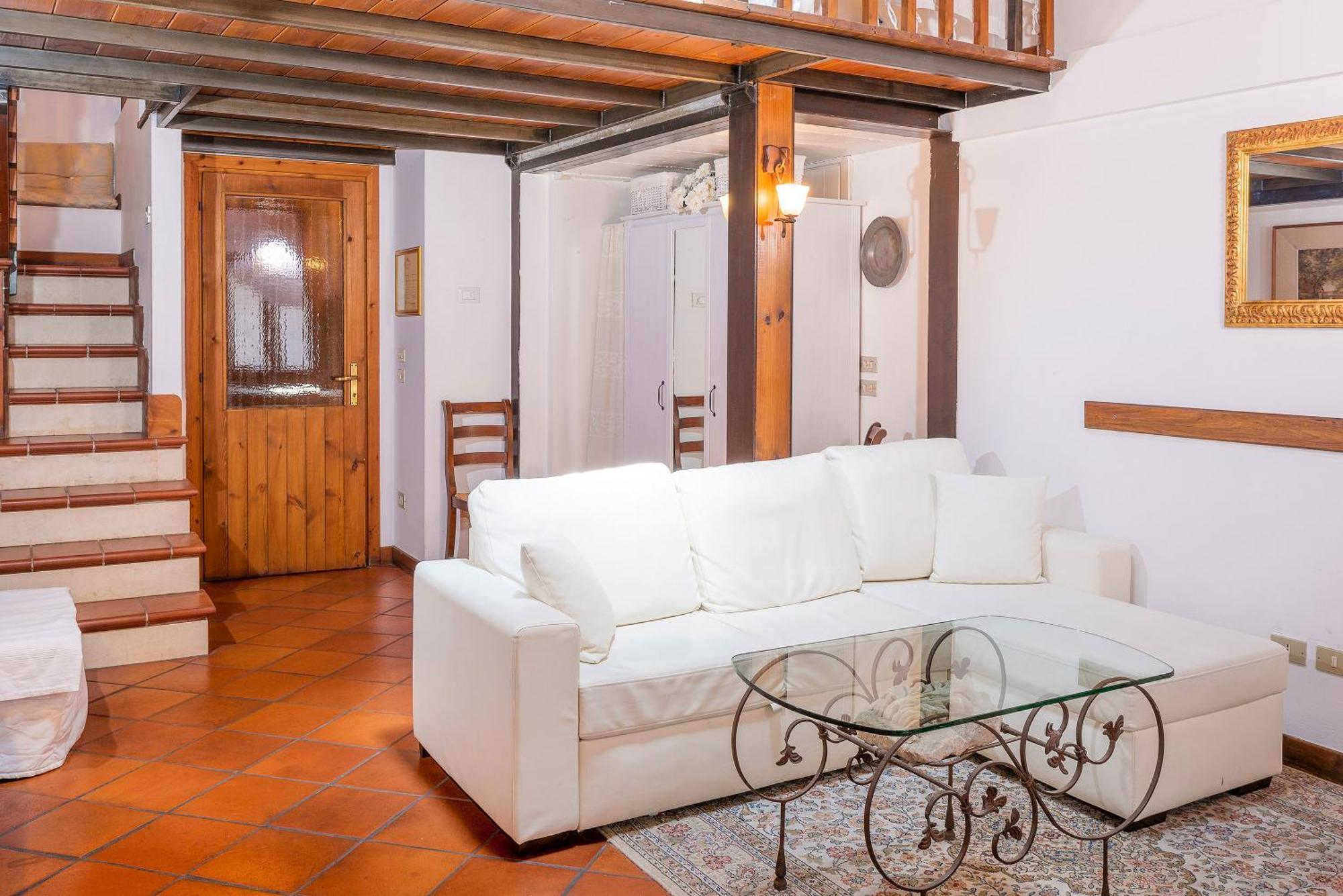 Ca' Dinora Apartment