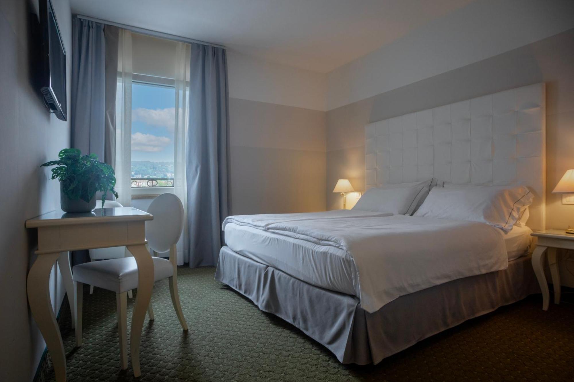 Palace San Pietro 4*