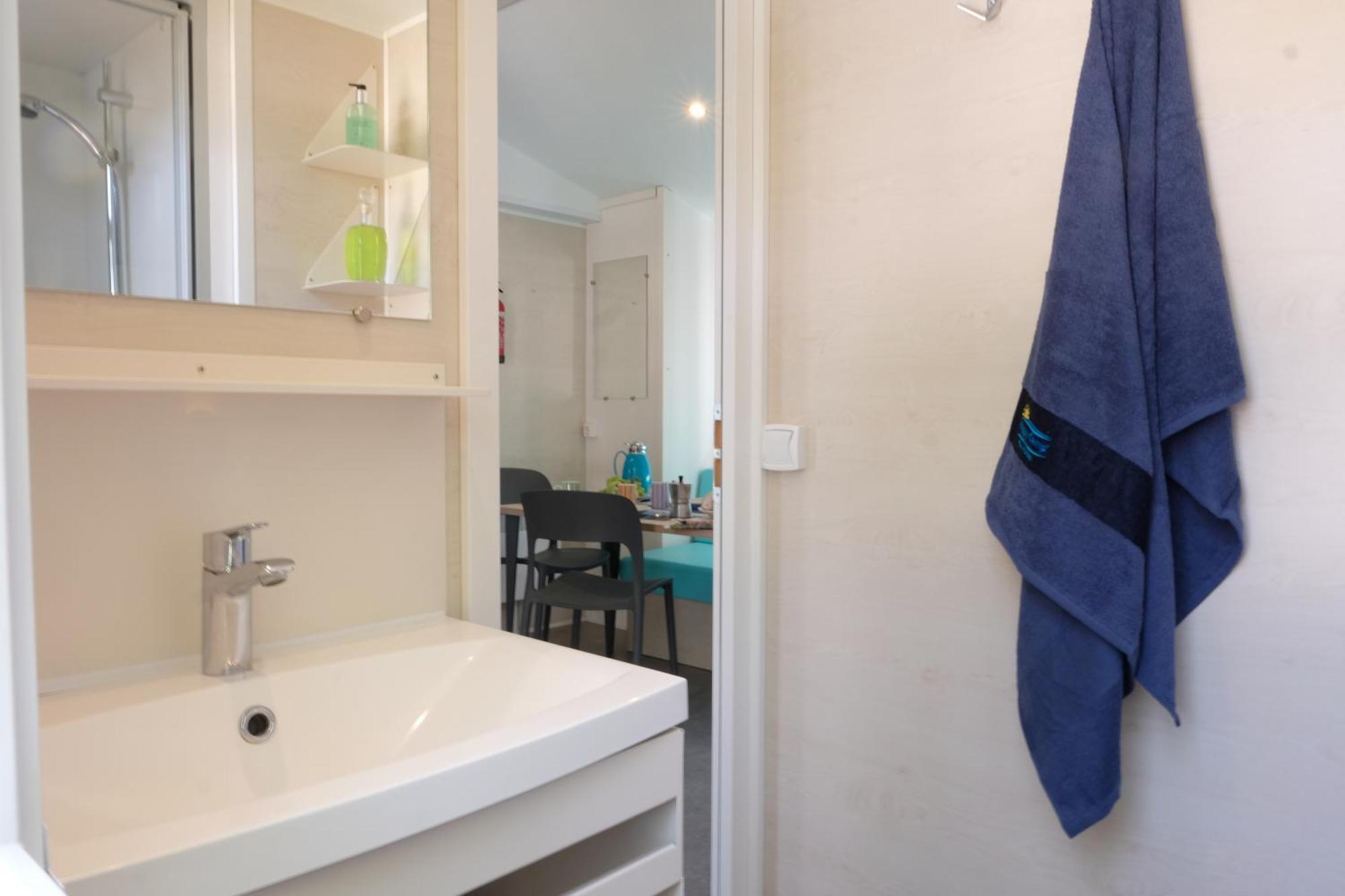 Campsite Happy Camp Mobile Homes In Cisano San Vito Bardolino