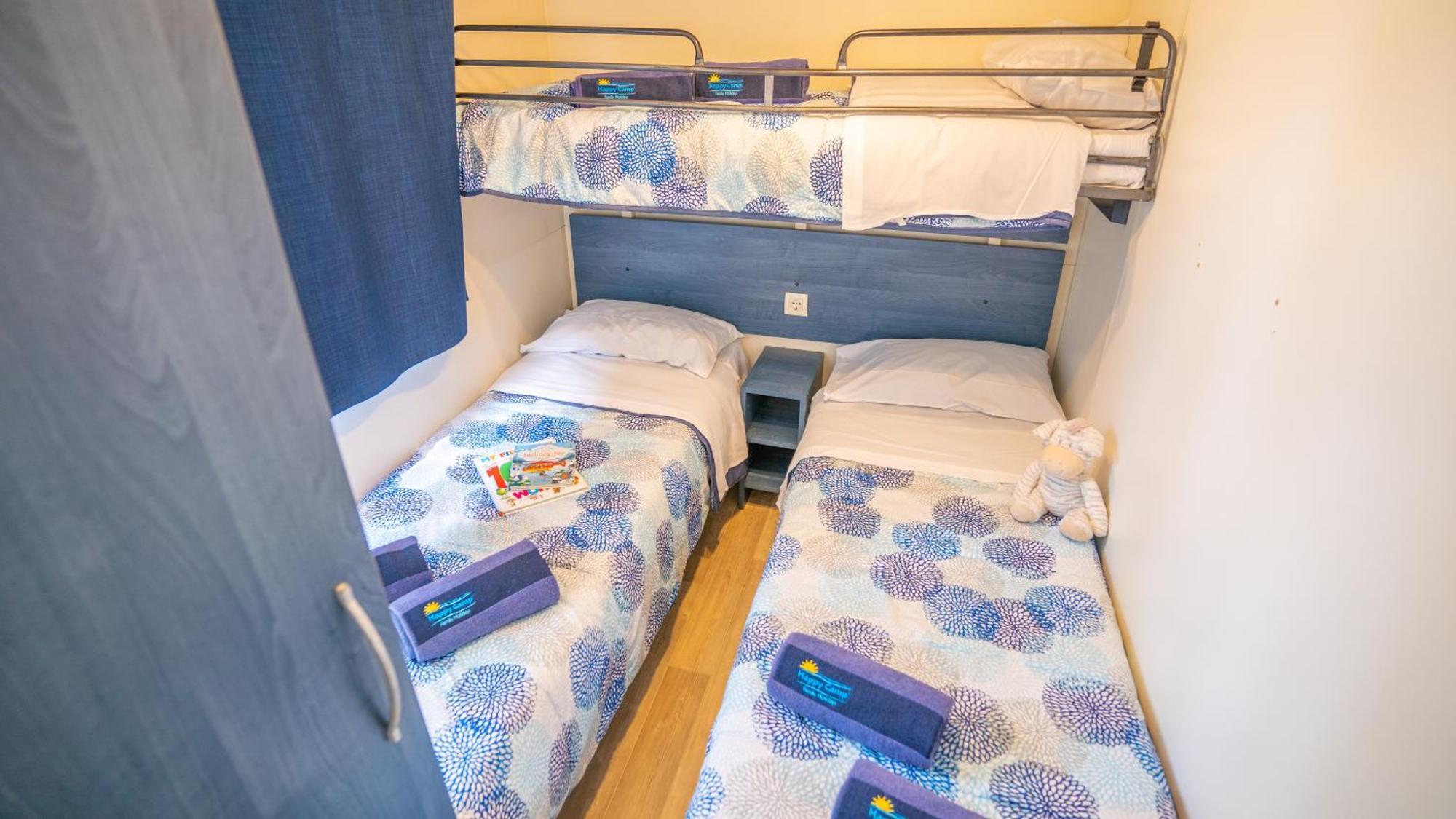 Happy Camp Mobile Homes In Cisano San Vito Campsite Bardolino