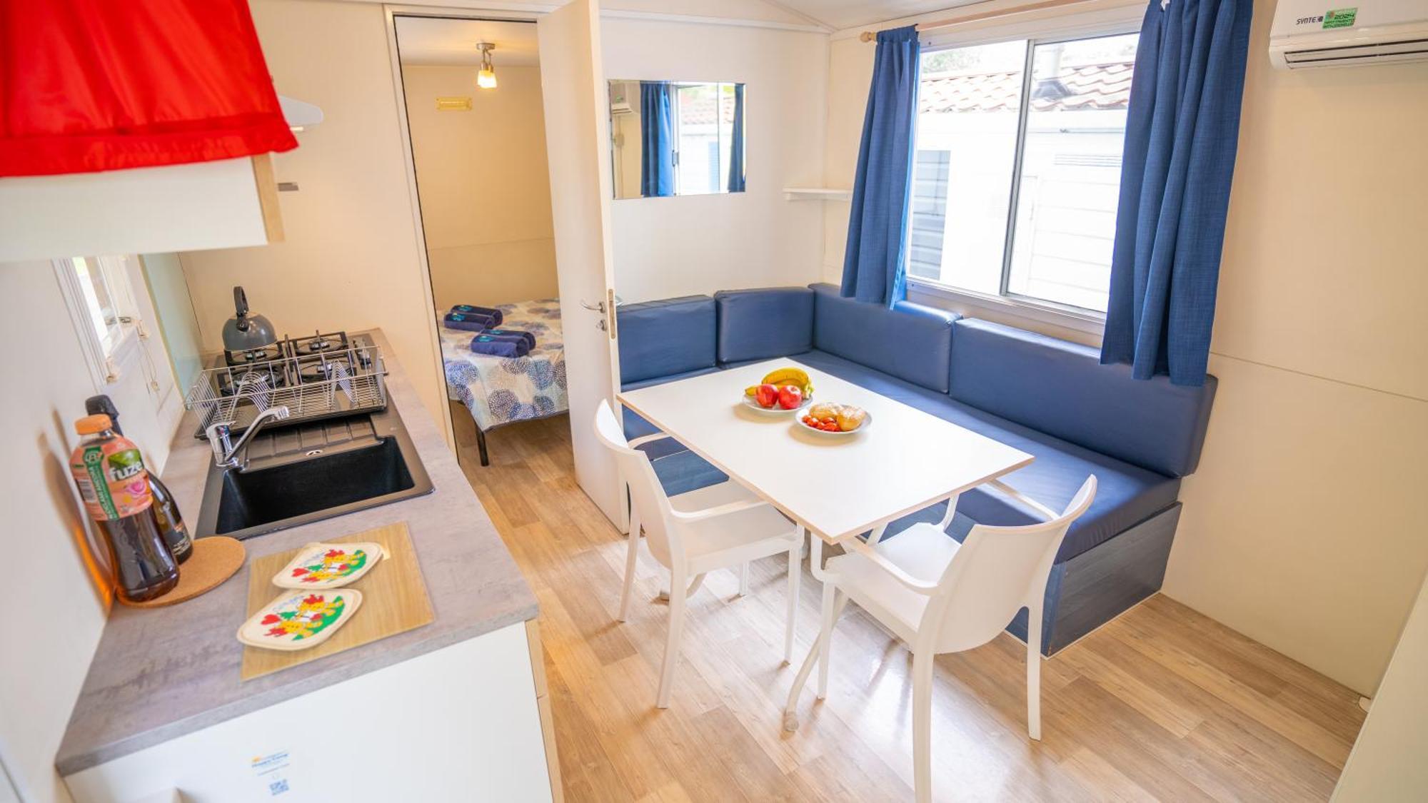 Campsite Happy Camp Mobile Homes In Cisano San Vito Bardolino