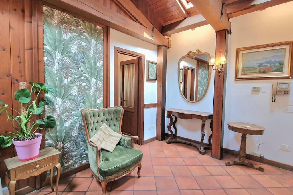 Ca' Dinora Apartment