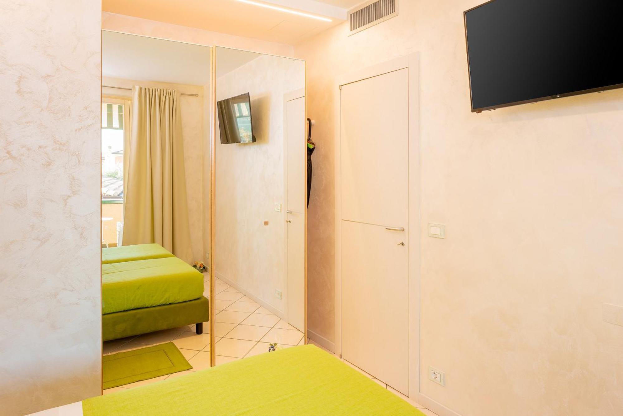 Blue - Aparthotel