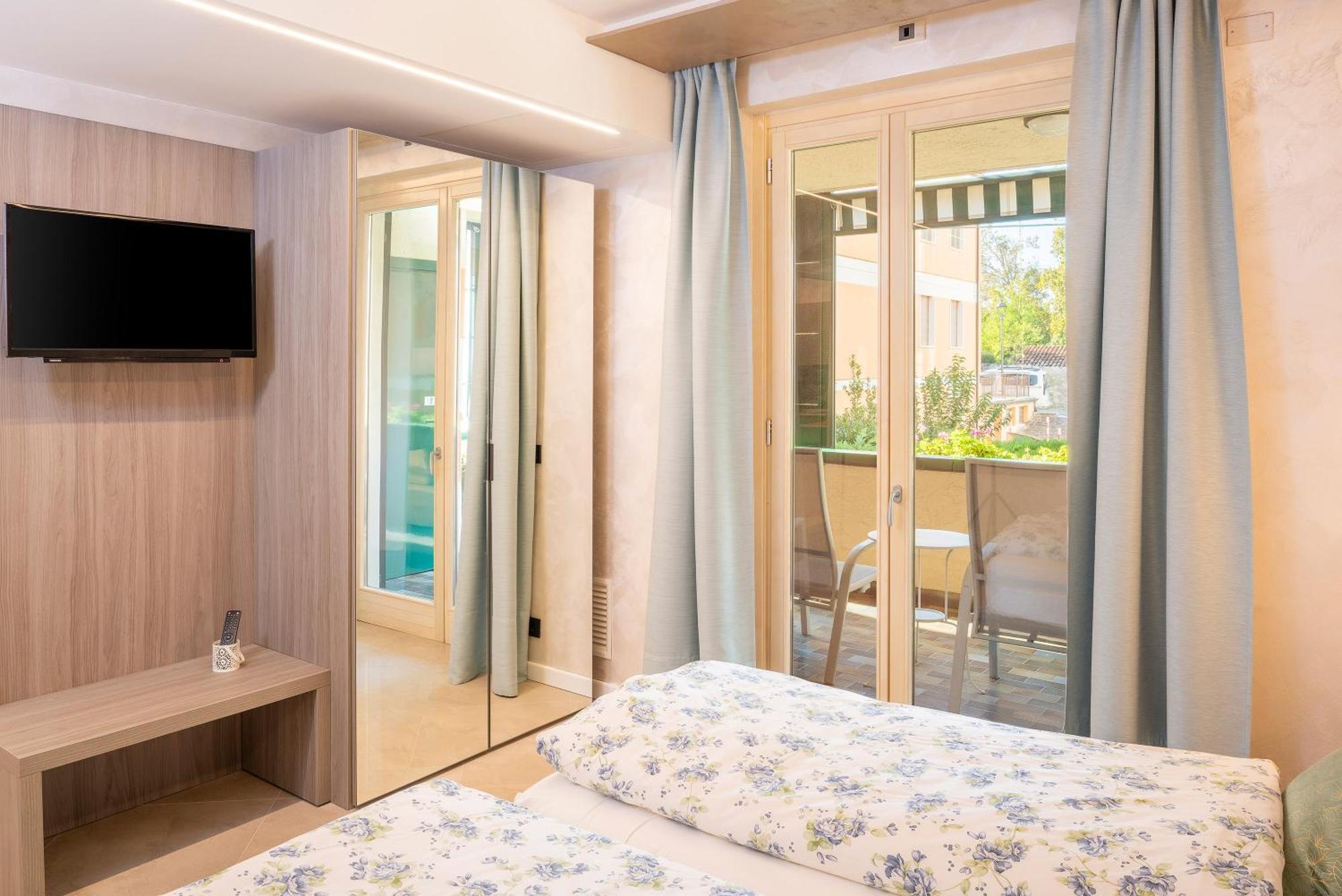 Blue - Aparthotel Bardolino
