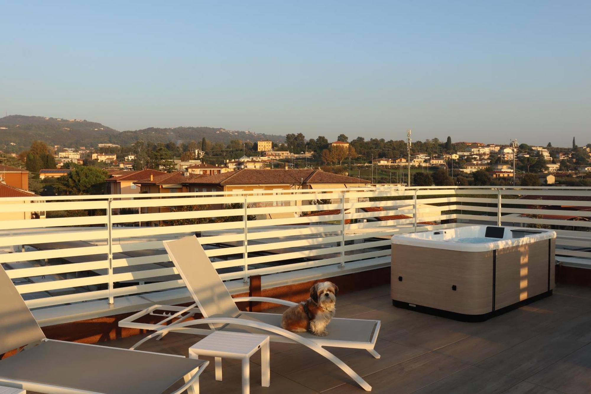 Domus Aurus Luxury Apartment Bardolino