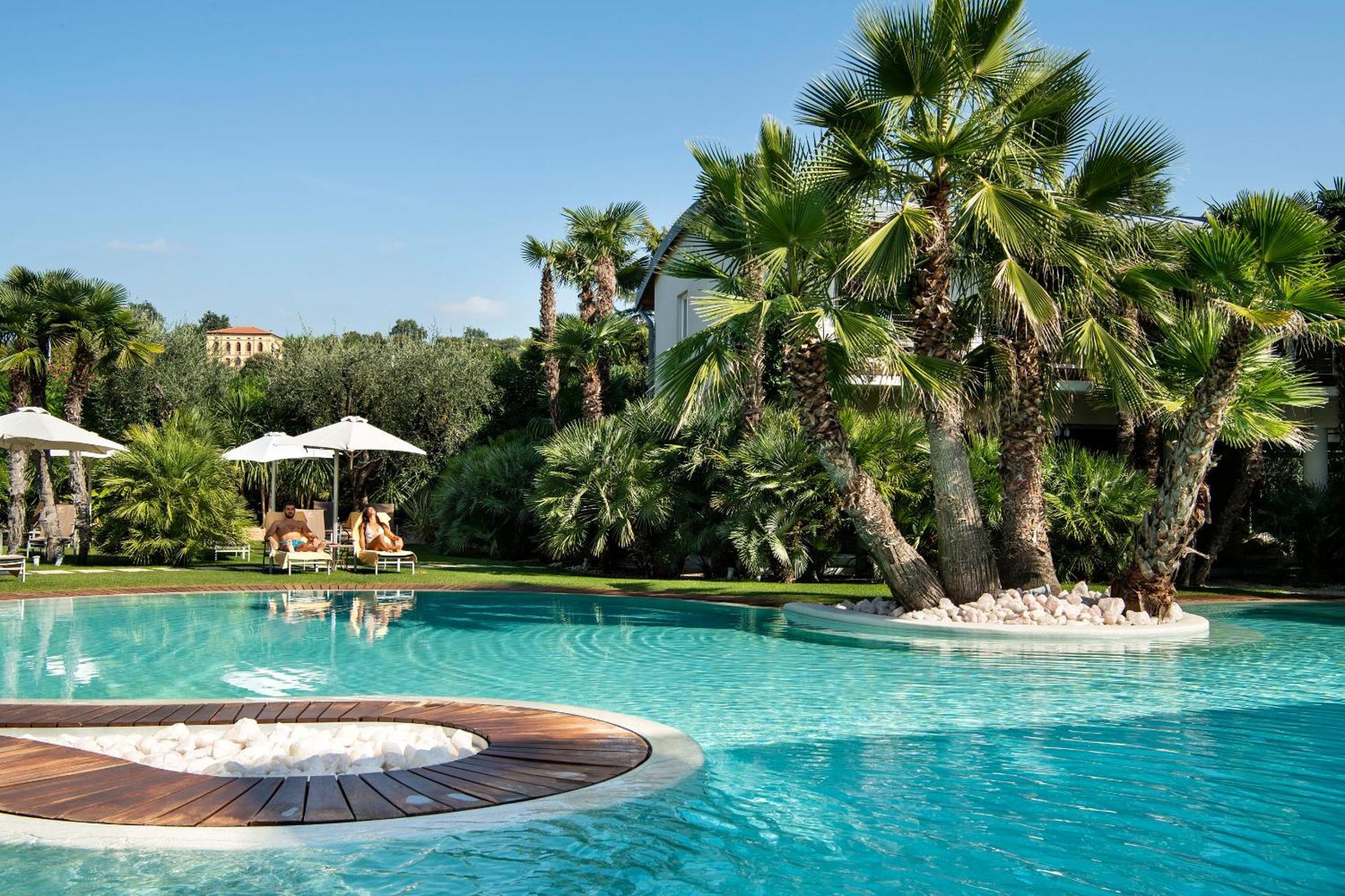 Color Style, Design & Gourmet 4*