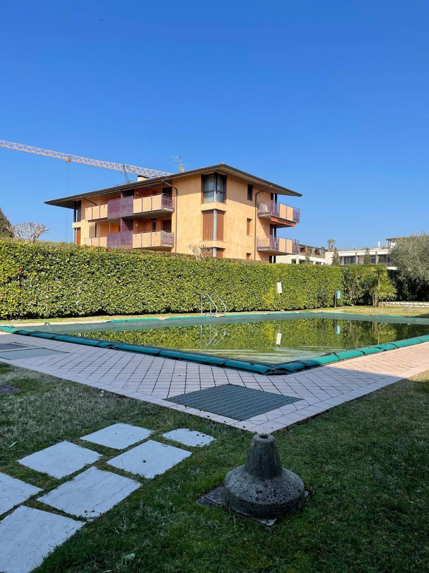 3v Ugo Whit Pool * Bardolino