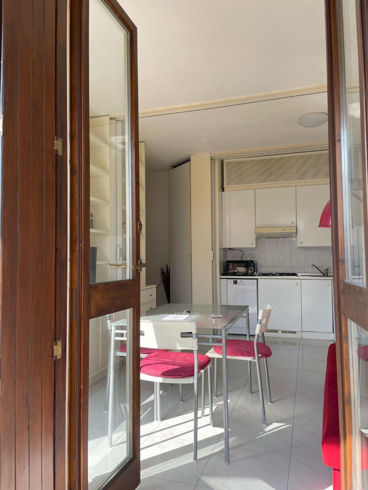 3v Ugo Whit Pool Apartment Bardolino