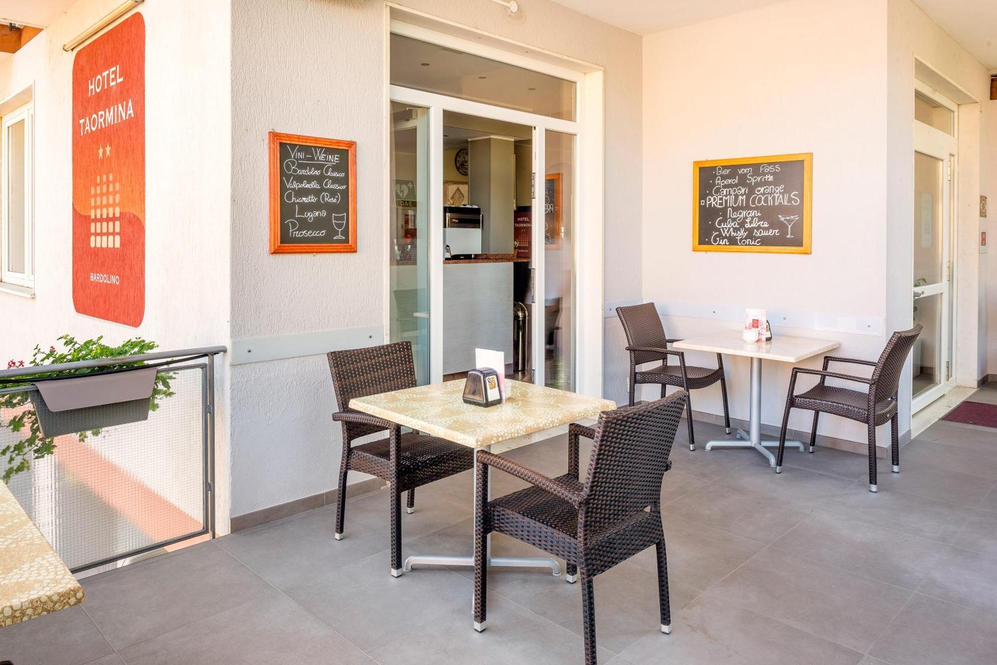 Taormina Hotel 2*