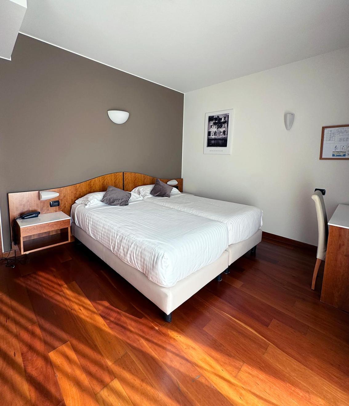 Hotel Letizia 3*