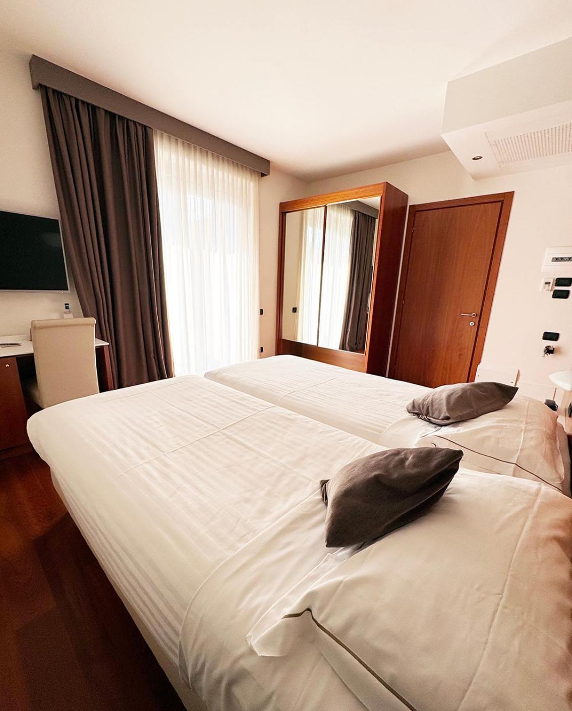 Letizia Hotel 3*