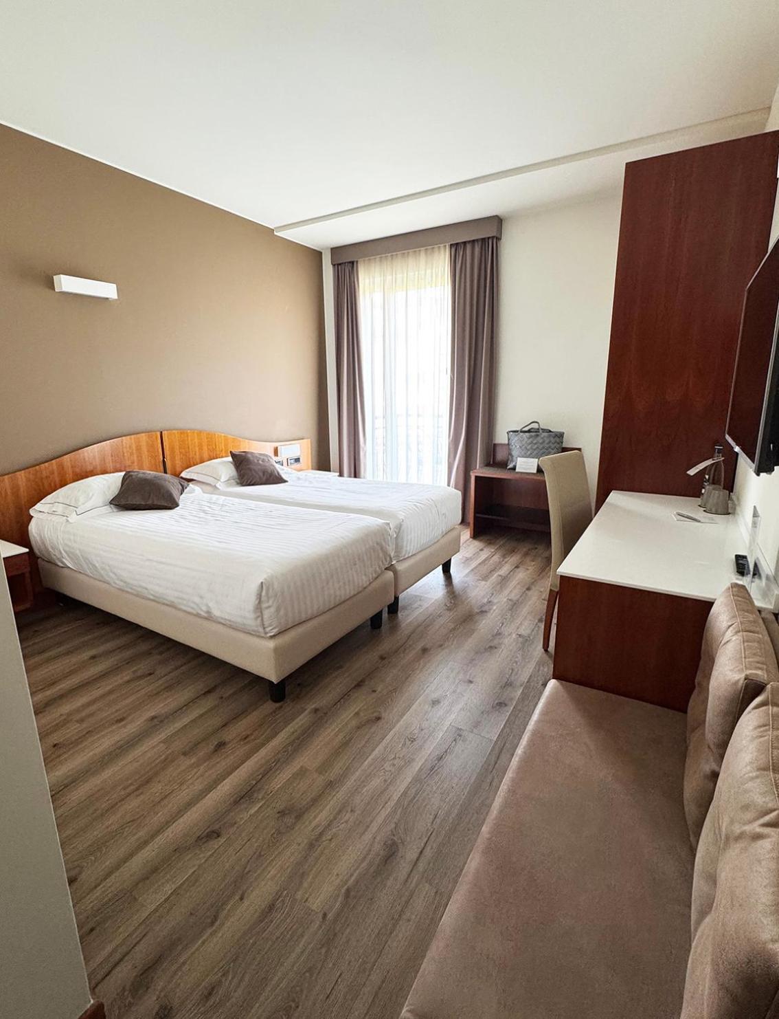 Letizia Hotel