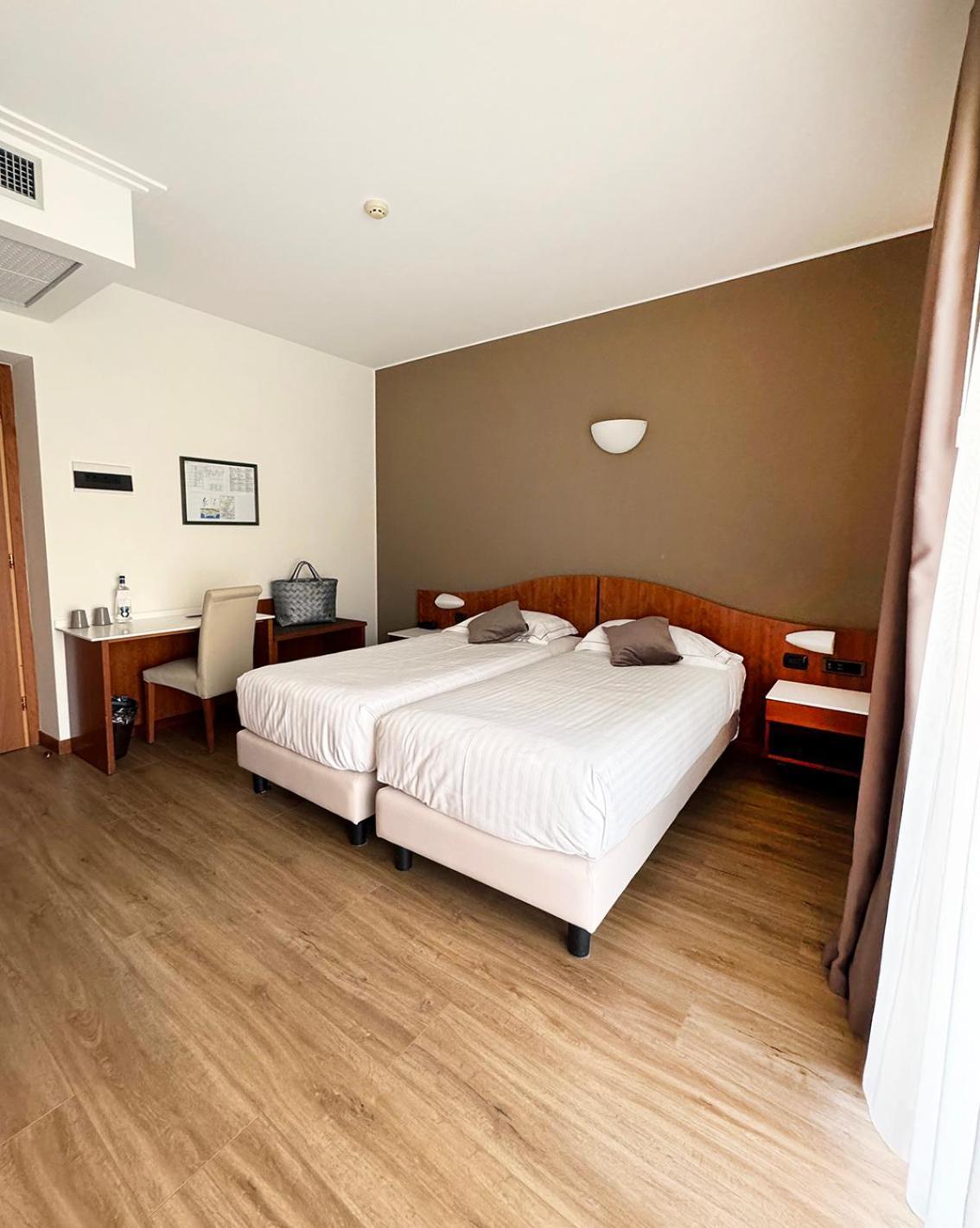 Hotel Letizia 3*