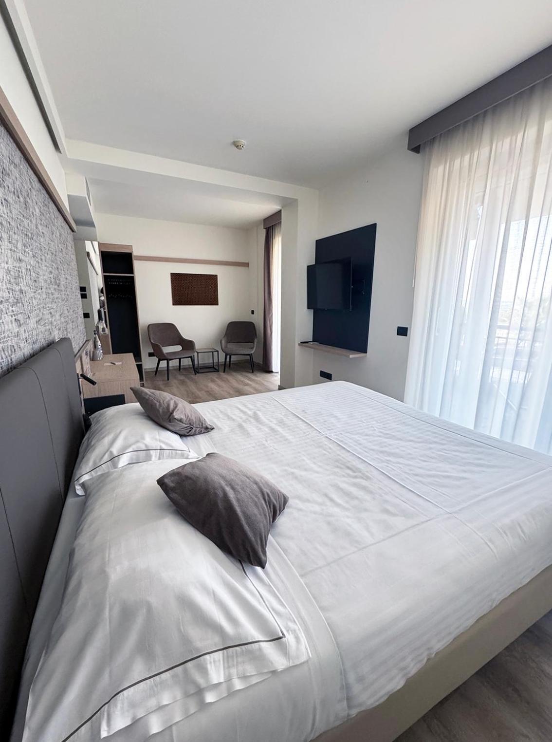 Letizia Hotel