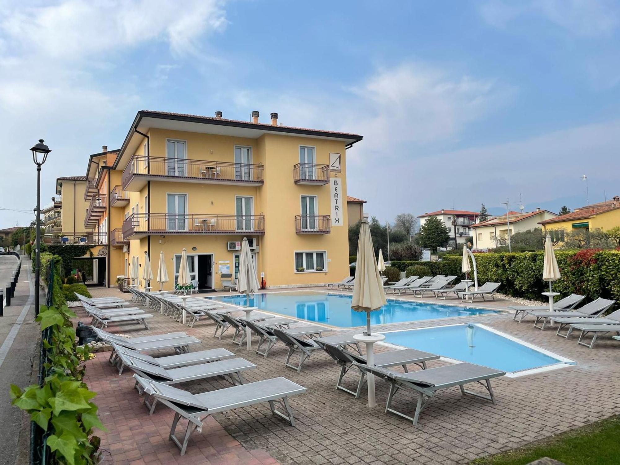 Aparthotel Beatrix 3*