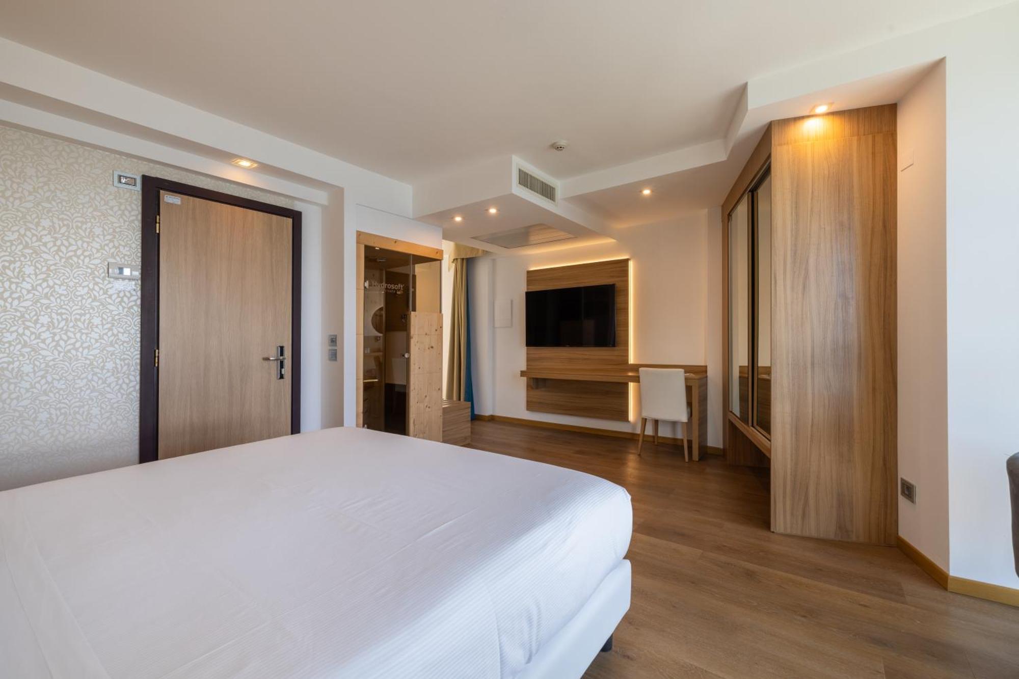 Kriss Internazionale Hotel Bardolino