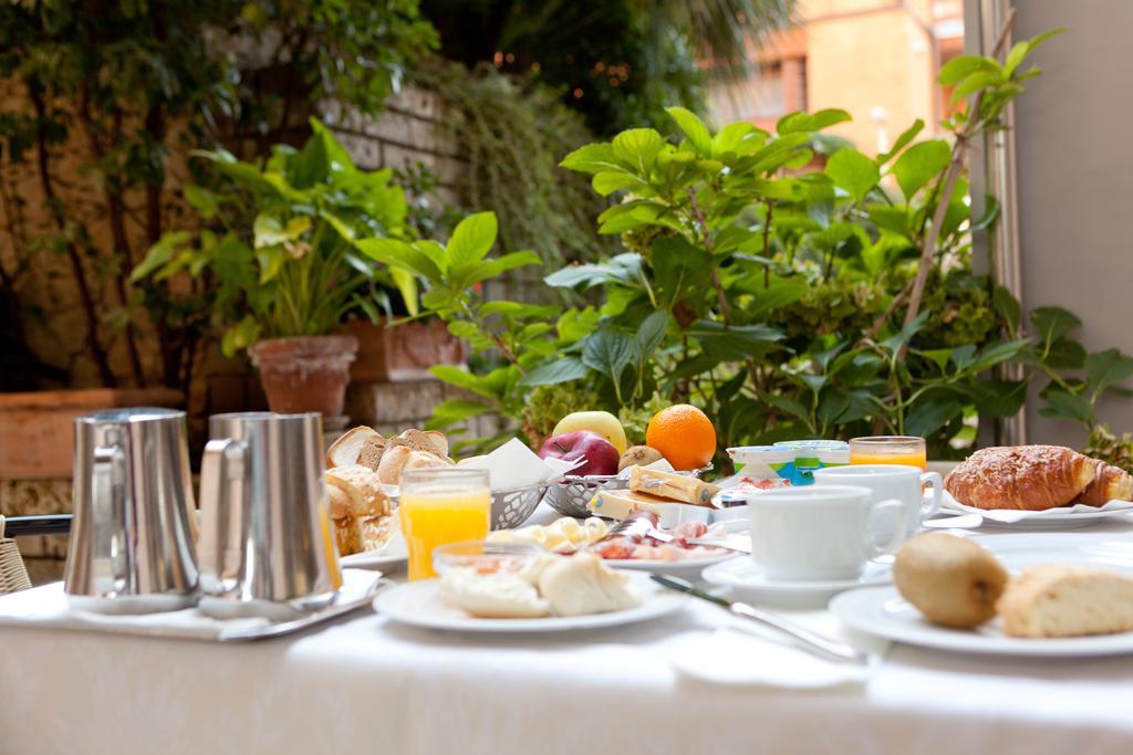 Hotel Idania
