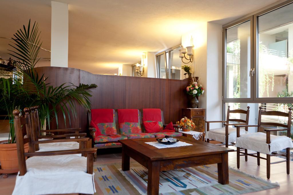 Hotel Idania