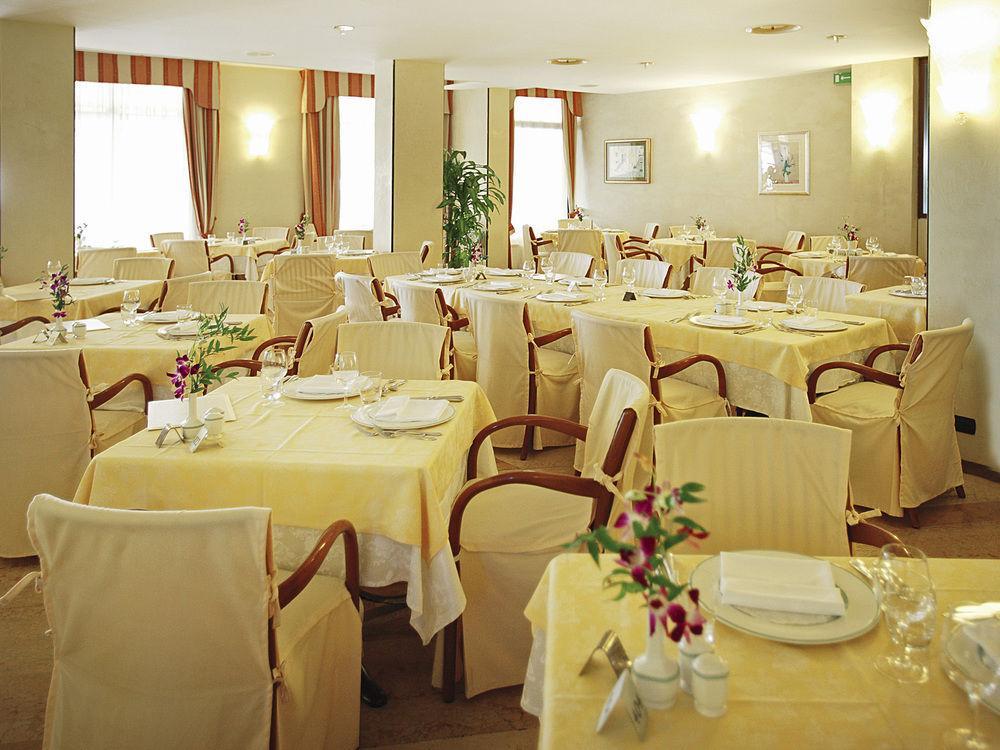 Du Et Bellevue Hotel 4*