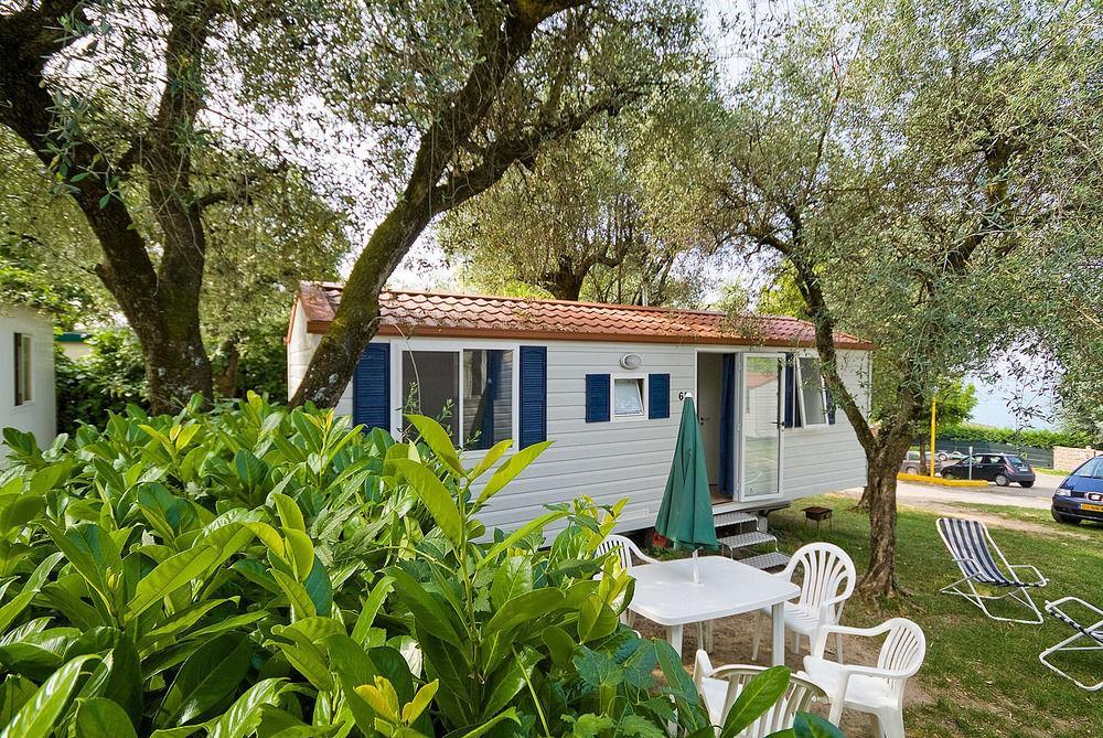 Campsite Happy Camp Mobile Homes In Cisano San Vito Bardolino