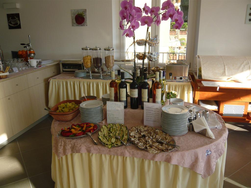 Hotel Orchidea 3*