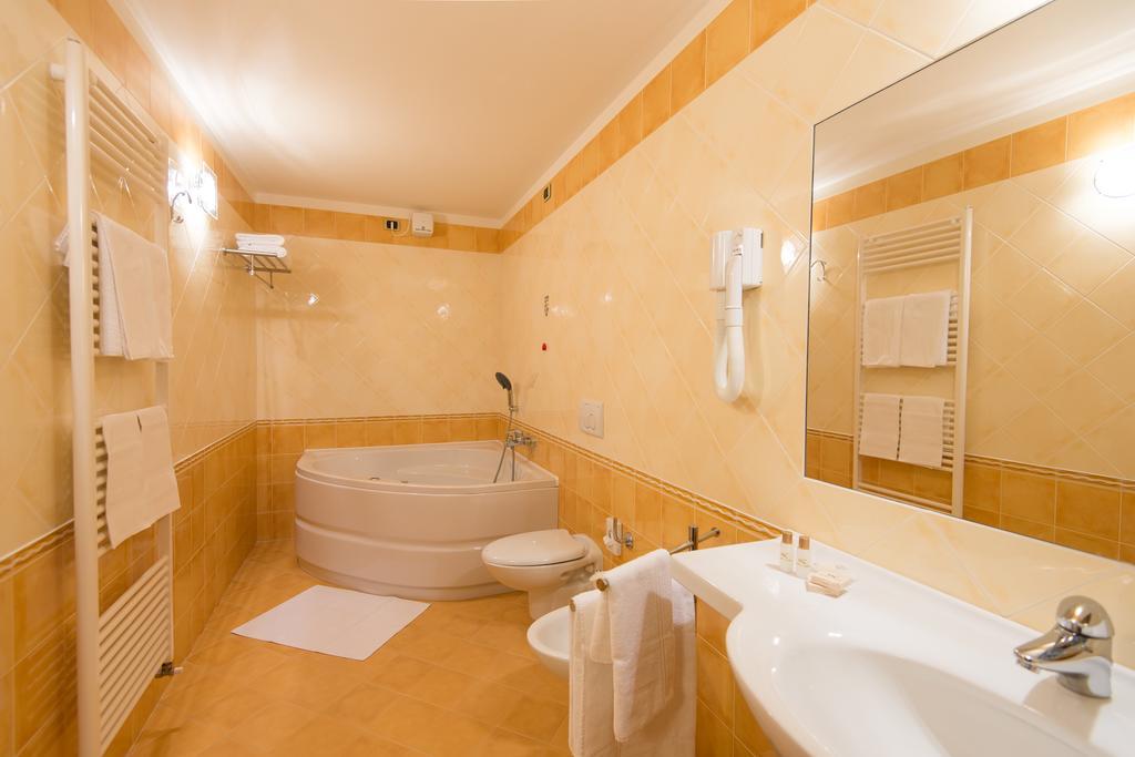 Capri 3* Bardolino