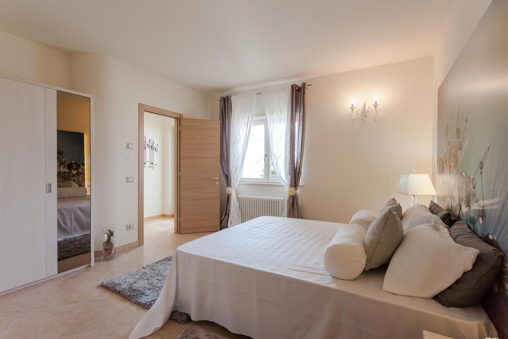 Krizia Luxury Apartment Bardolino
