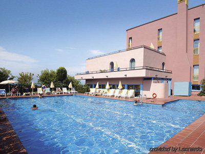 Sportsman Hotel 4*