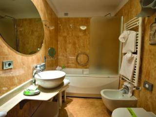 Color Style, Design & Gourmet 4*