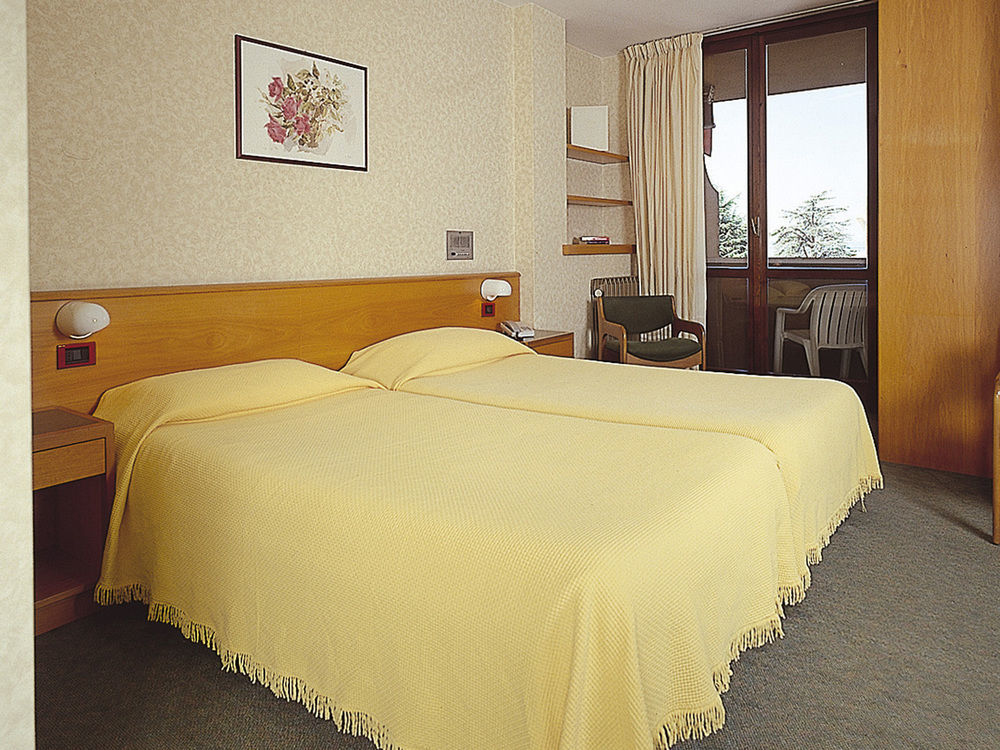 Du Et Bellevue 4* Bardolino