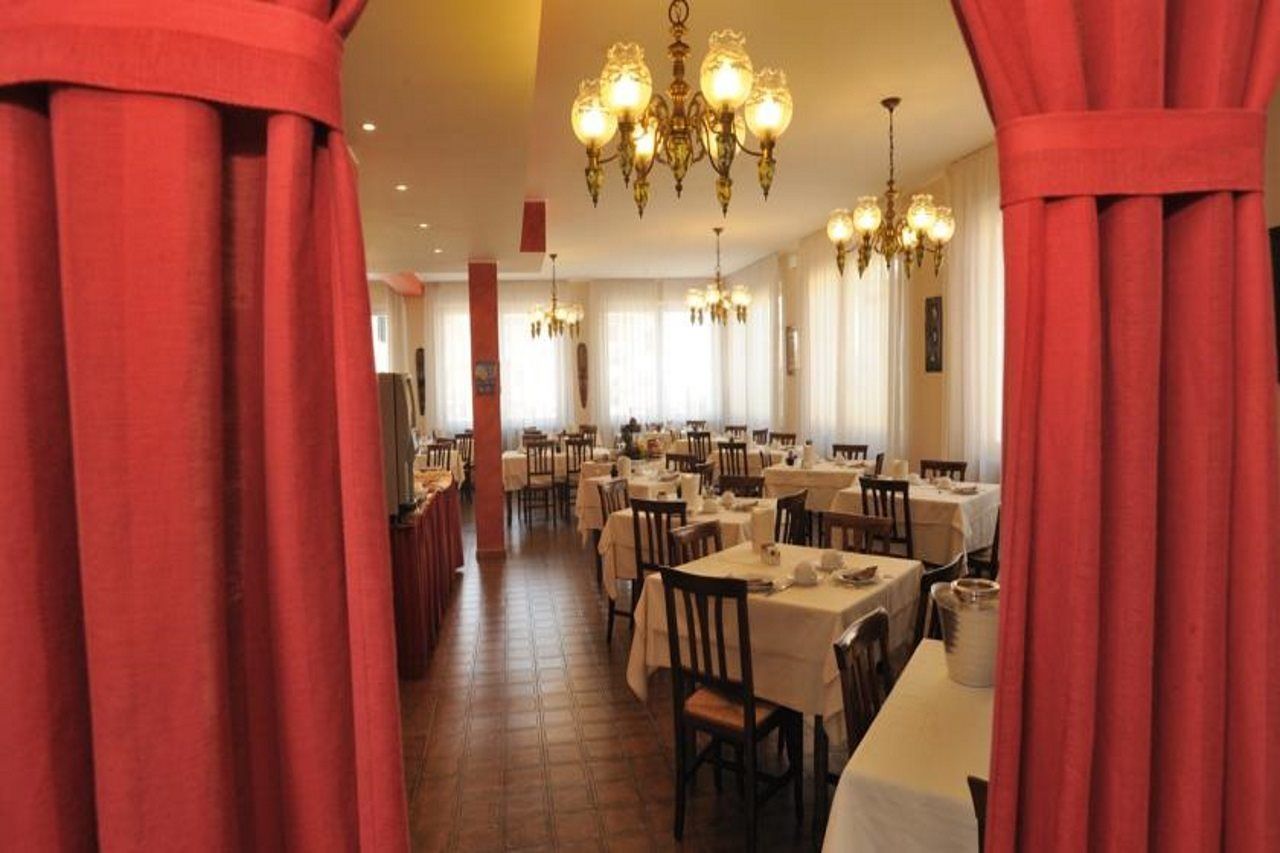 Hotel Taormina 2*