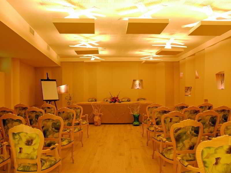 Color Style, Design & Gourmet 4*
