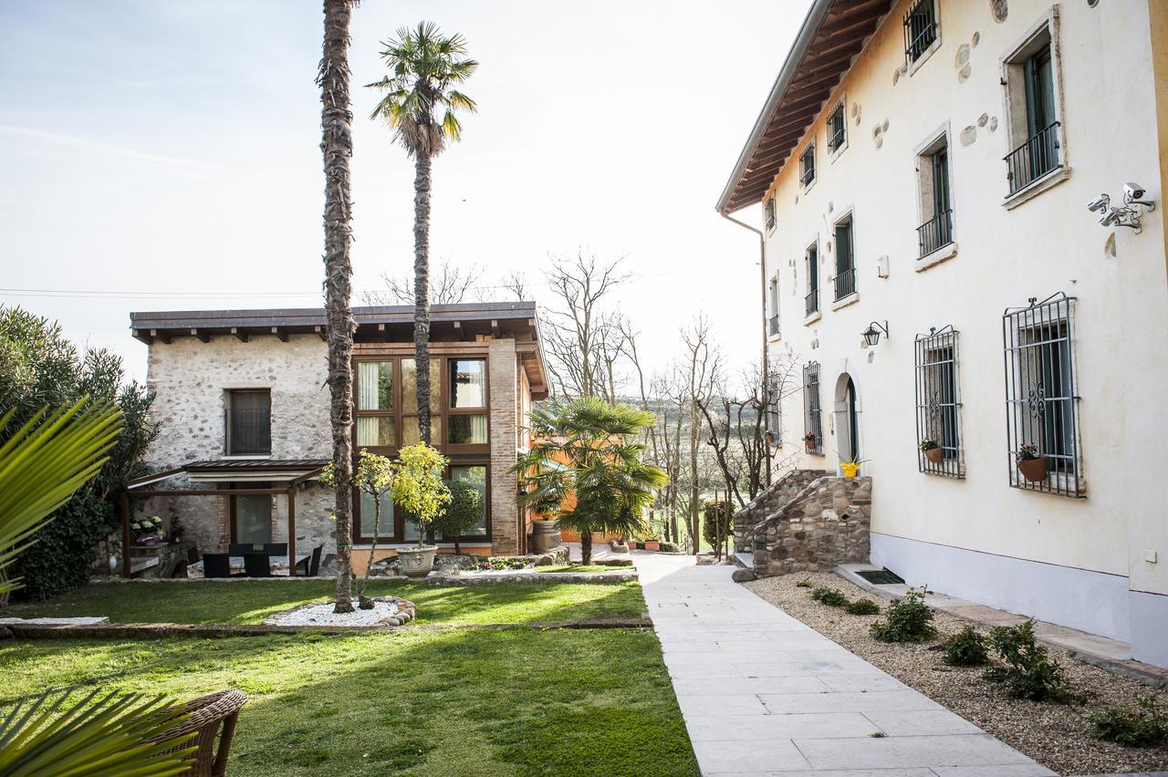 Borgo Di Calmasino Farm stay