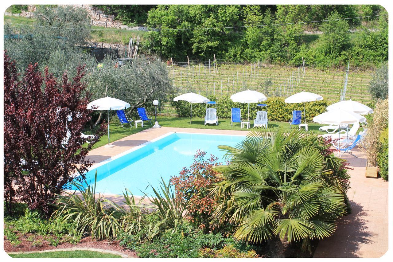 Agriturismo La Rocca Farm stay Bardolino