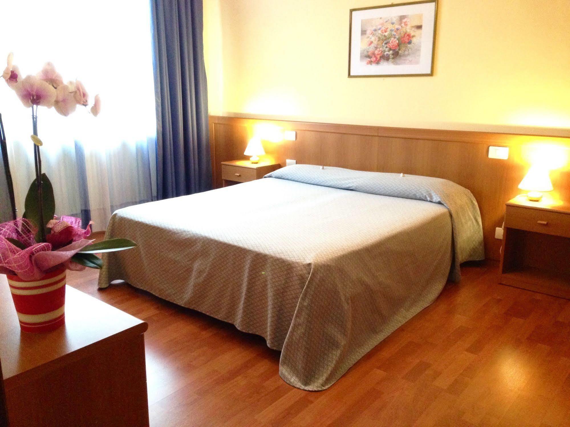 Beatrix Aparthotel Bardolino
