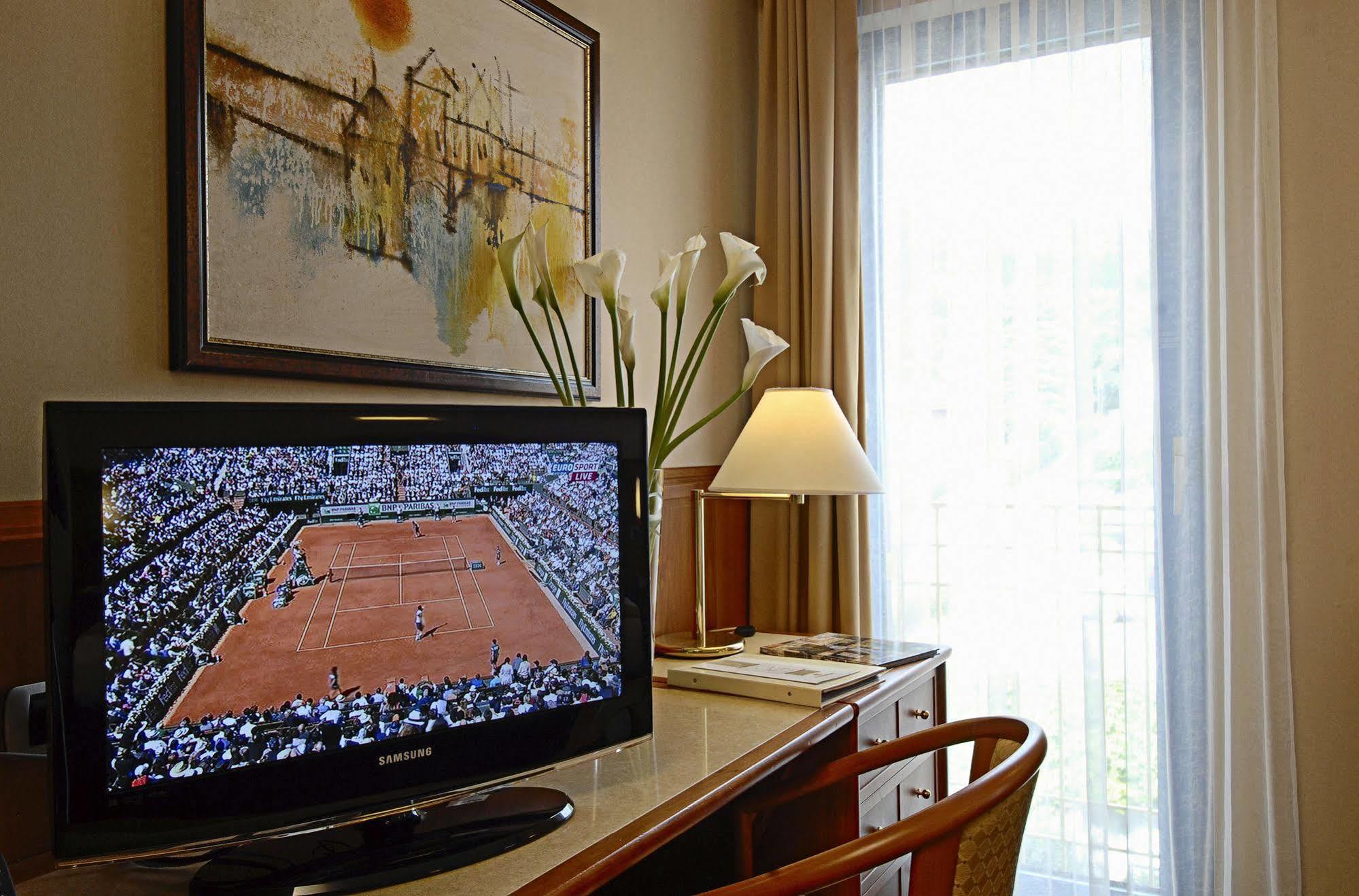 Sportsman Hotel 4*