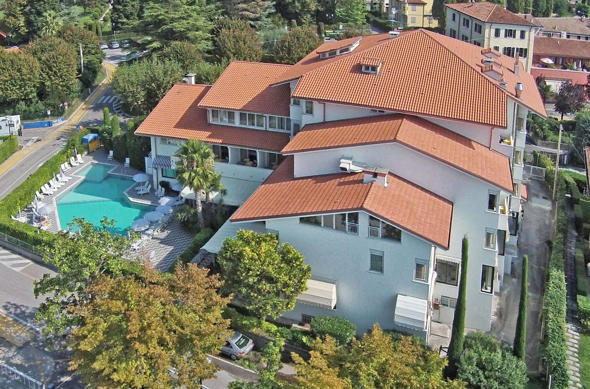 Nettuno Hotel Bardolino