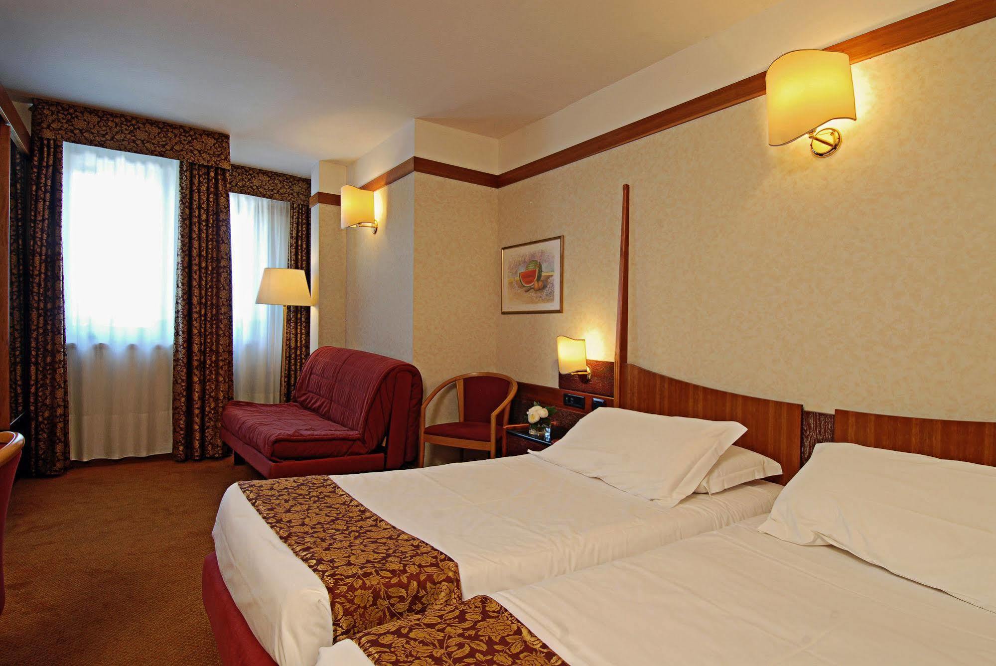 Du Et Bellevue Hotel 4*