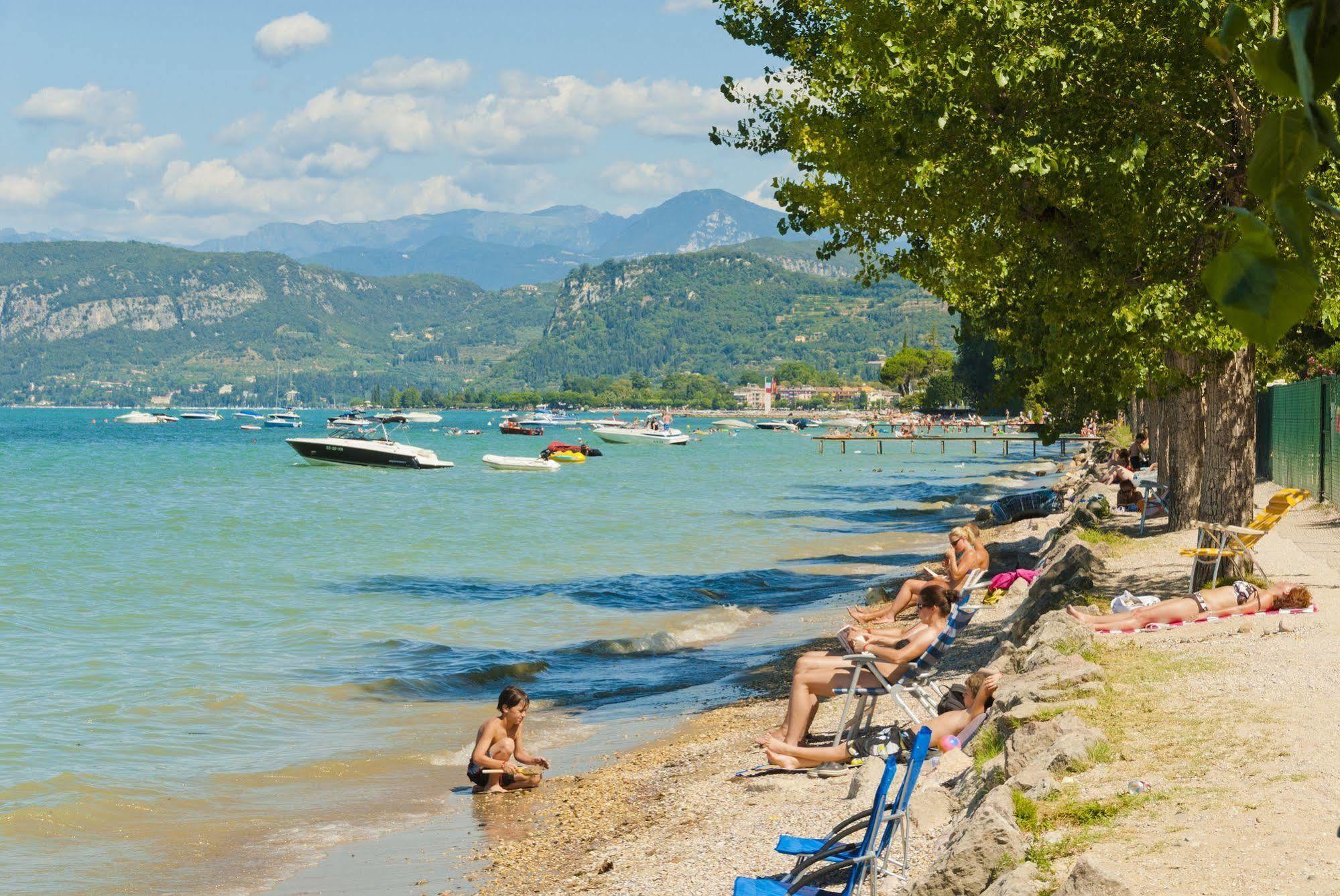 Campsite Happy Camp Mobile Homes In Cisano San Vito 4*