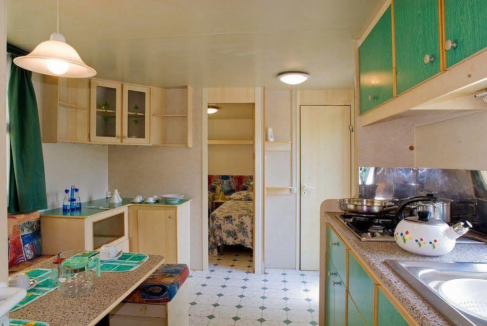 Campsite Happy Camp Mobile Homes In Cisano San Vito 4*