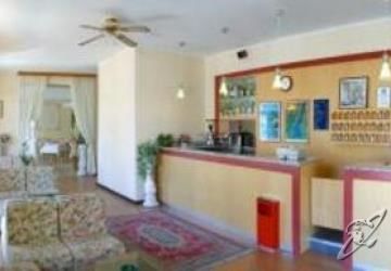 Marina Hotel 2*