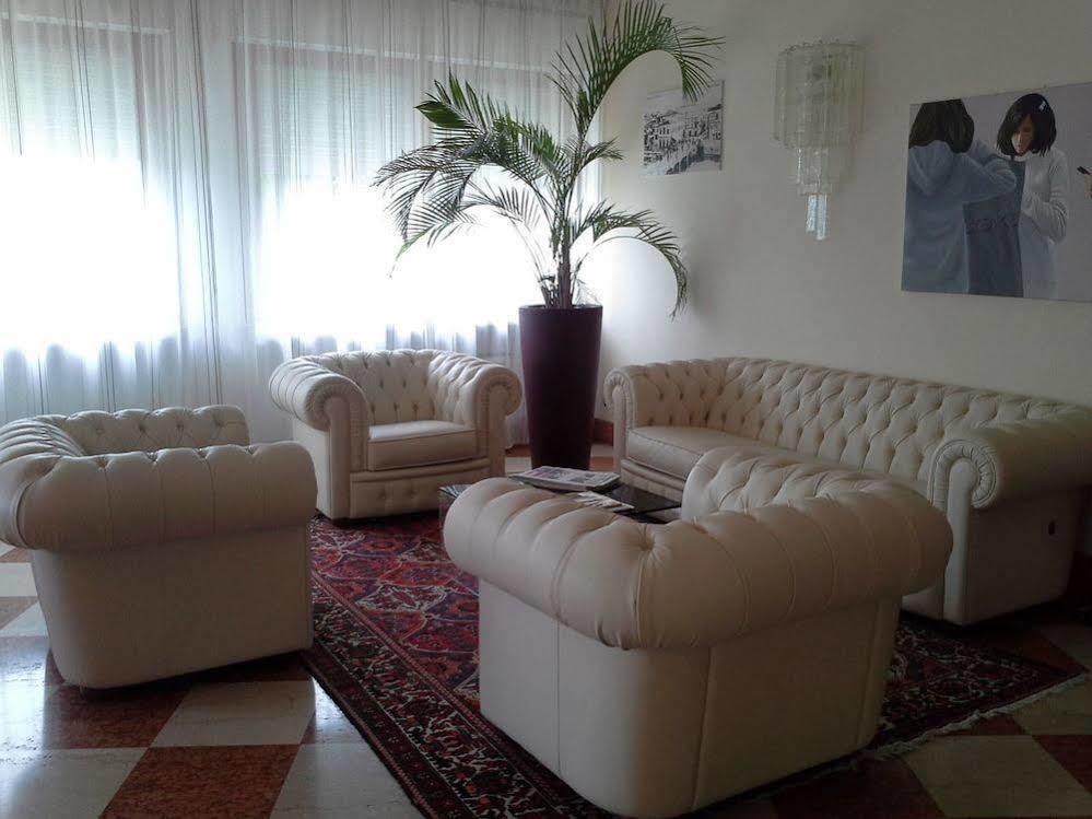 Veronello Hotel 3*