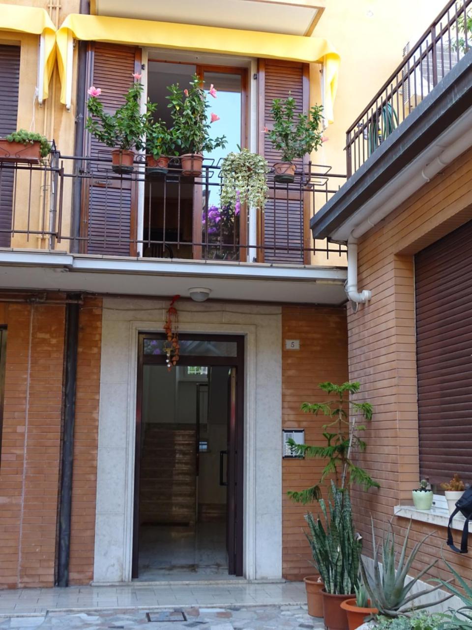 Carla Apartament *