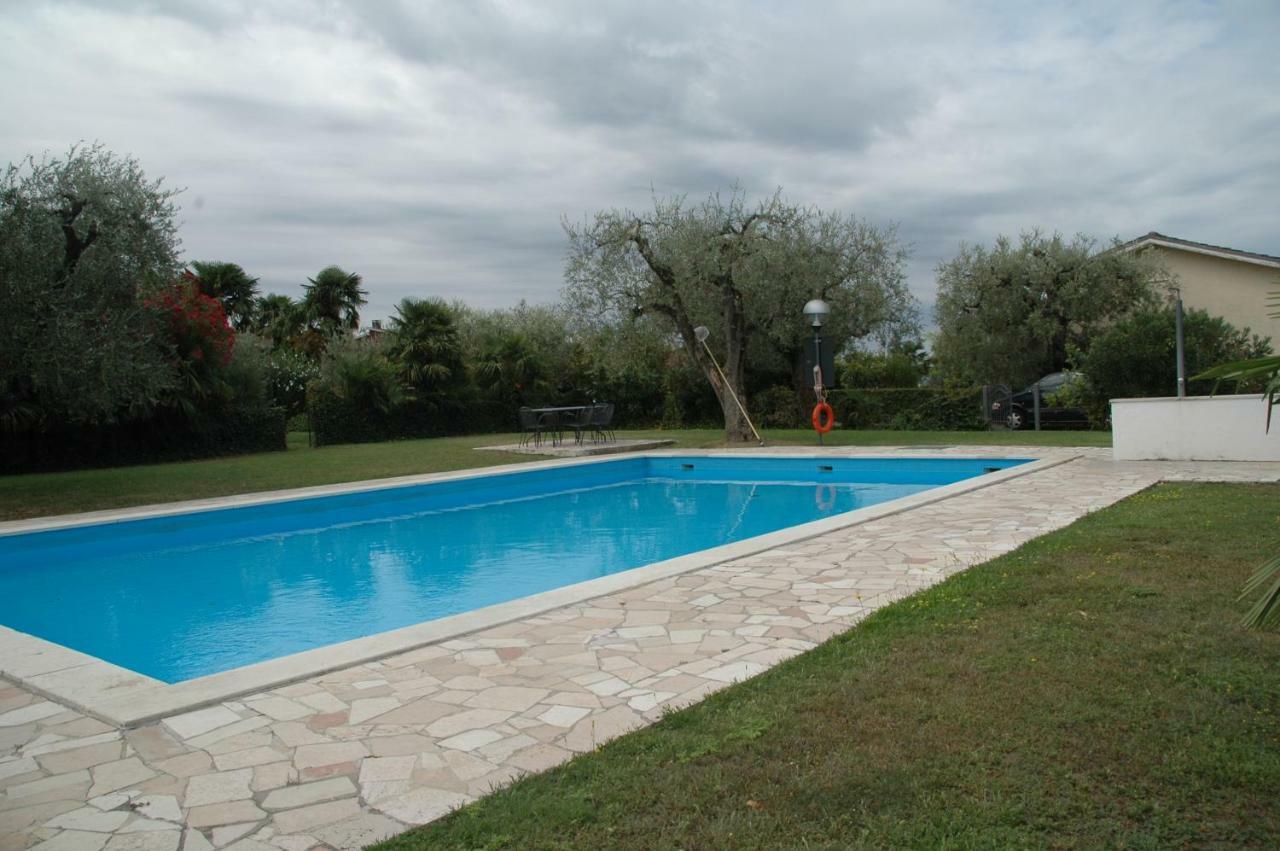 Lovely Elena - Garda Bardolino