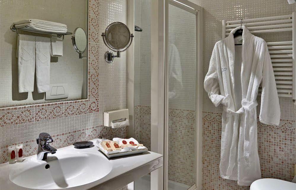 Palace San Pietro 4*