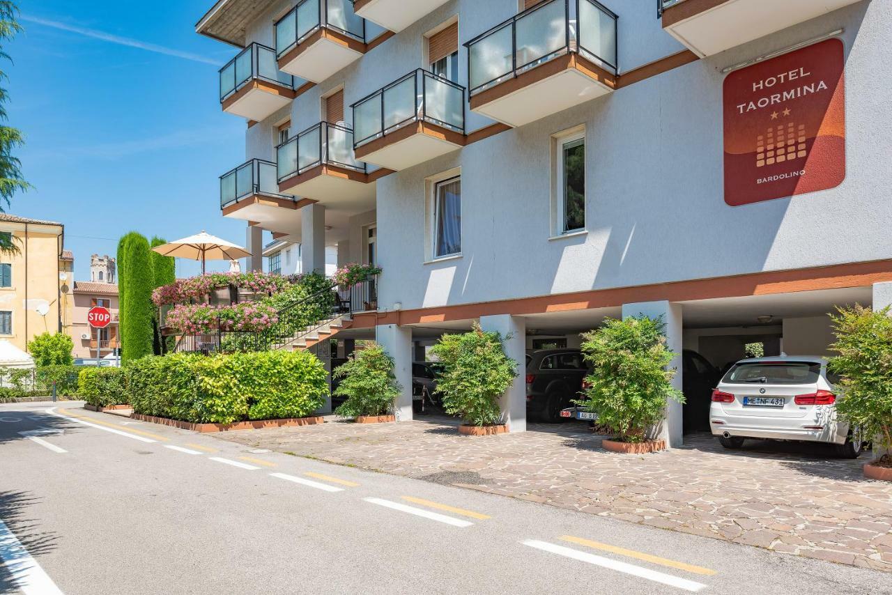Taormina Hotel 2*